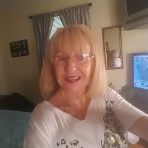 Meet your Posher, Sharon